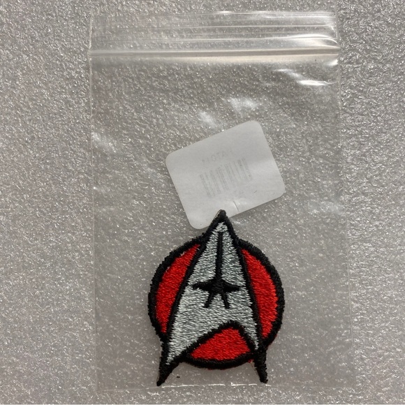 Lot of 8 Star Trek Sew On Patches. Brand New!! - Picture 8 of 9
